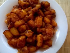 Картофель по-испански (patatas bravas)